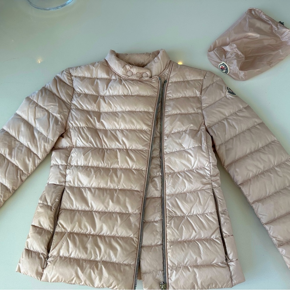Moncler girls 12 soft light pink packable down jacket.